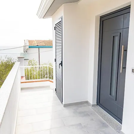 Appartamento Casa Jo Del Mare, A Pochi Passi Dalla